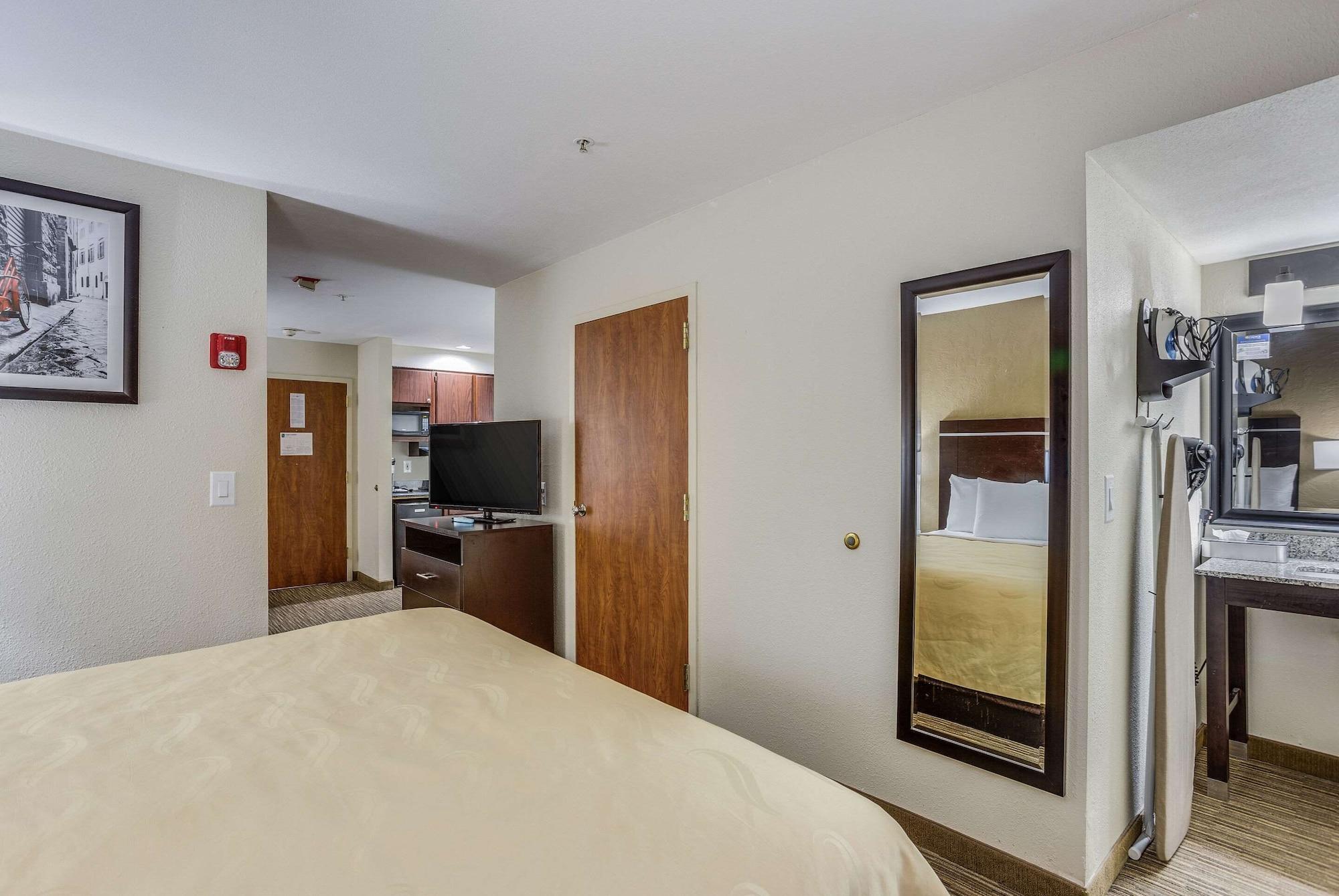 Quality Inn & Suites Meridian - West Boise Buitenkant foto